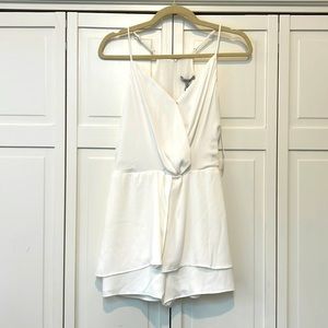NWT Vici by Naked Zebra Skort Style Romper - white